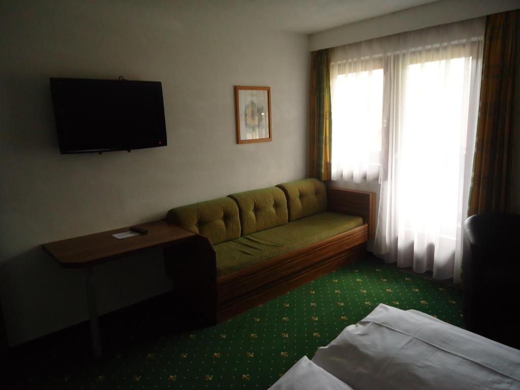 Hotel Dorfgasthof Schloesslstube 斯塔费顿 客房 照片